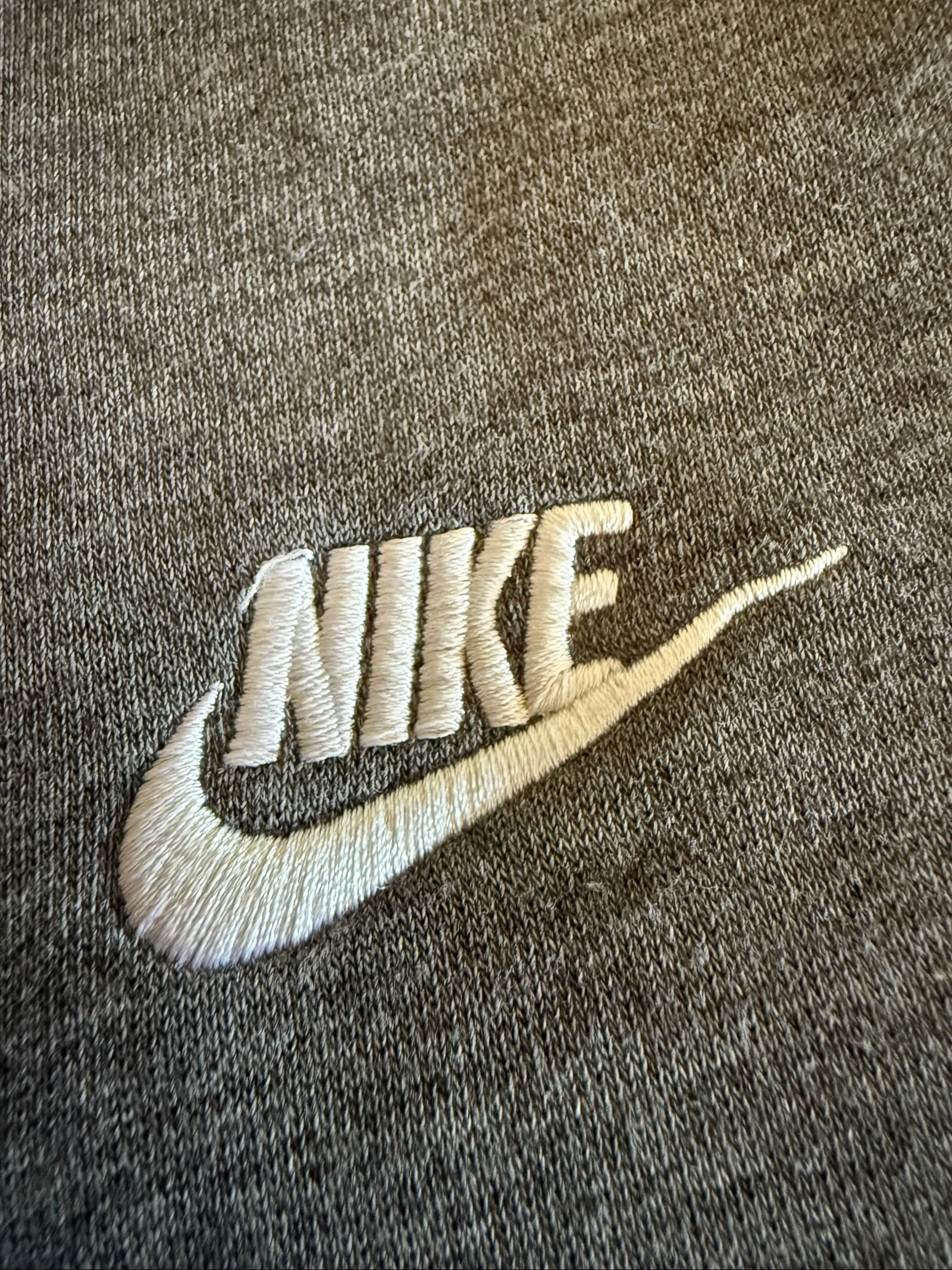 Sweat Nike vintage homme L gris – Logo brodé – Bon état – photo 4